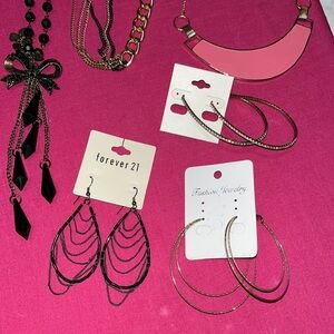 Jewelry bundle! Earrings and statement necklaces